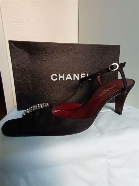 scarpe tacco chanel|chanel shoe store.